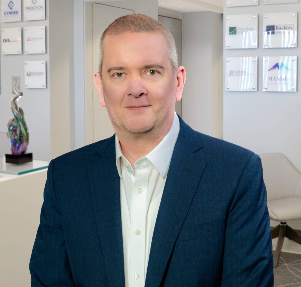 thumbnail 20250917.Gordy Background Headshot